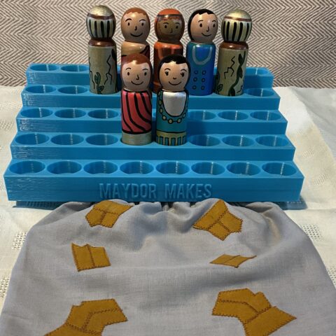 Samson peg doll set