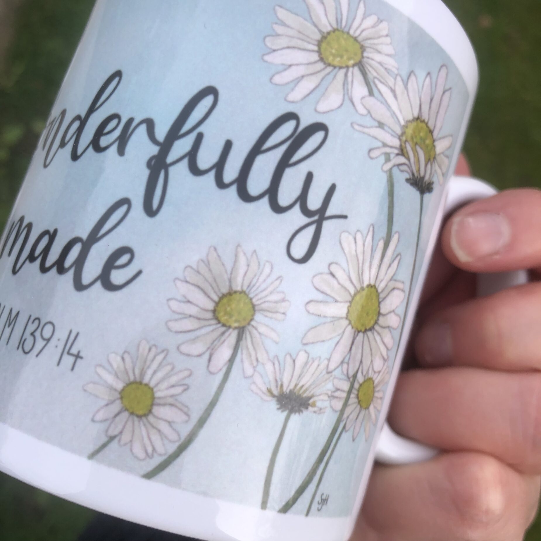 Bible verse mug, featuring the wonderful reminder from Psalm 139:14 ‘I am fearfully and wonderfully made.’ - Image 2