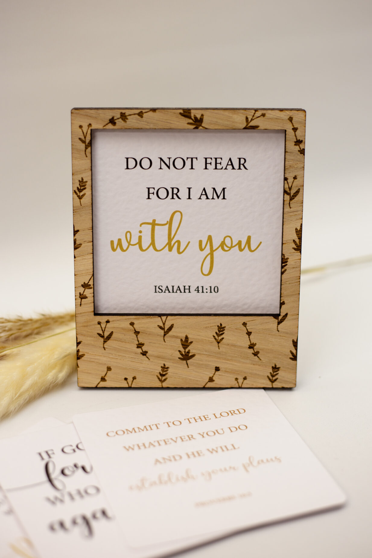 Verse of the Day Display: Christian Gift With Instant Photo Style - Image 10